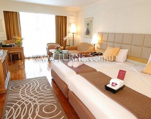 Фотографія The Imperial Queen's Park 3*