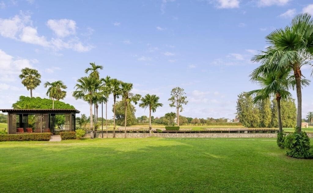 Фото Hilton Bangkok Suvarnabhumi Golf Resort & SPA 5*
