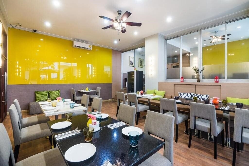 Картинка Asoke Residence Sukhumvit 4*