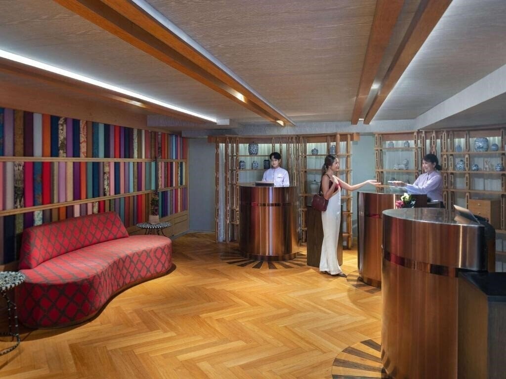 Отель Mercure Bangkok Sukhumvit 11 4*