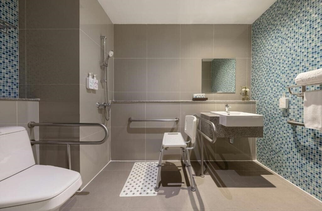 Фото Centra By Centara Government Complex Hotel & Convention Centre Chaeng Watthana 3*