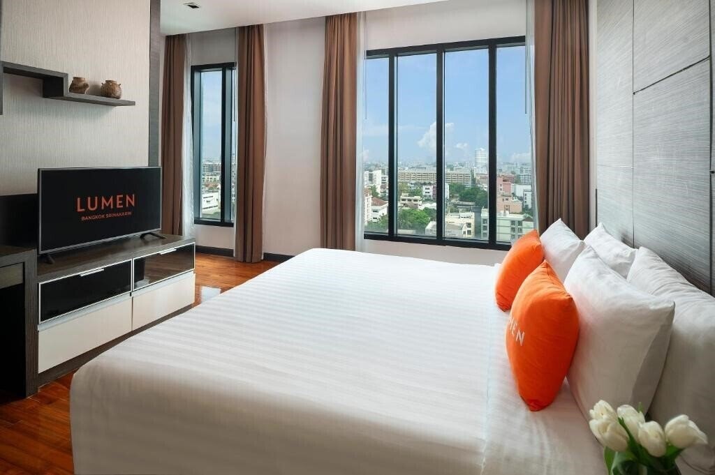 Фотография The Vertical Suite Hotel 4*