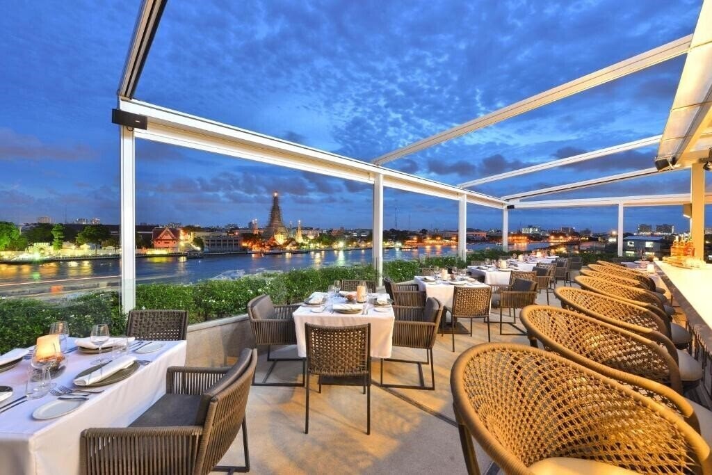 Отель Riva Arun Bangkok 4*