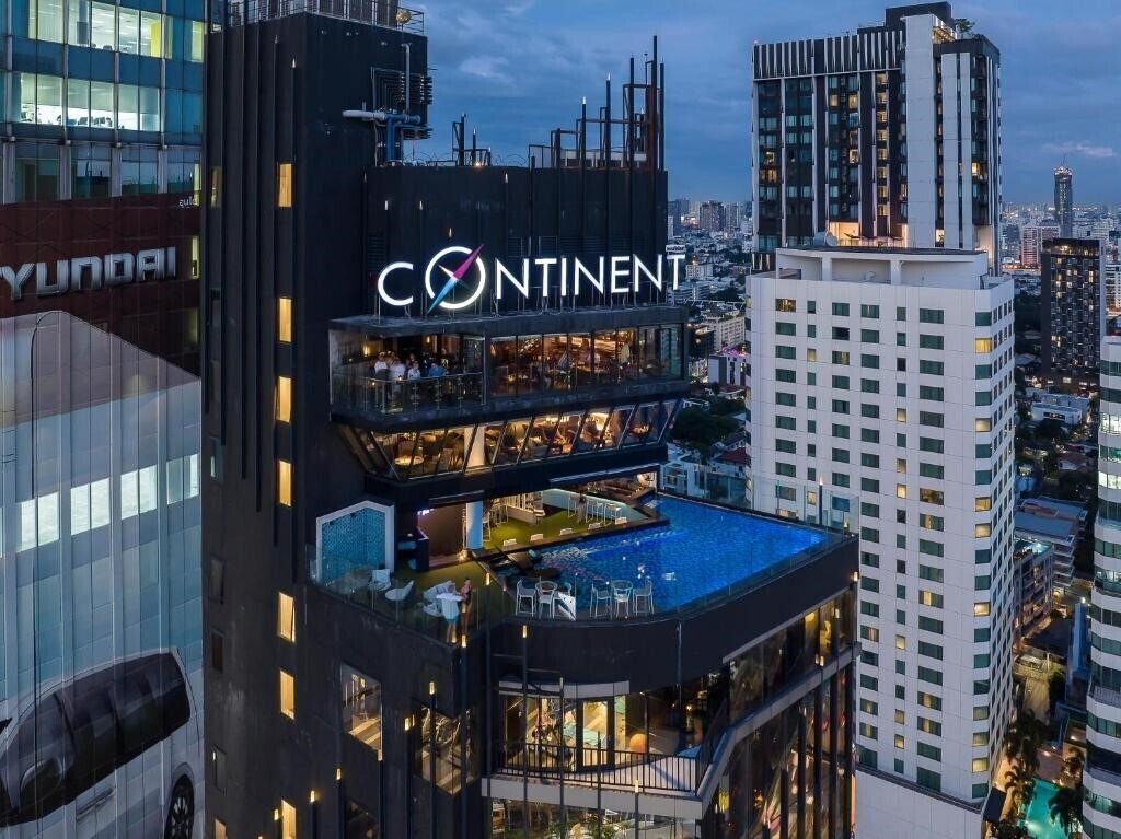 Отель Montraj Continent Sukhumvit Bangkok 5*