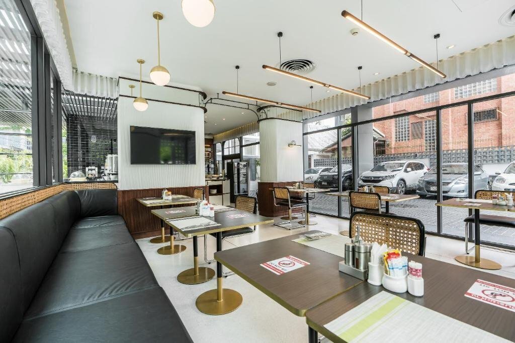 Картинка Hotel Amber Sukhumvit 85 3*