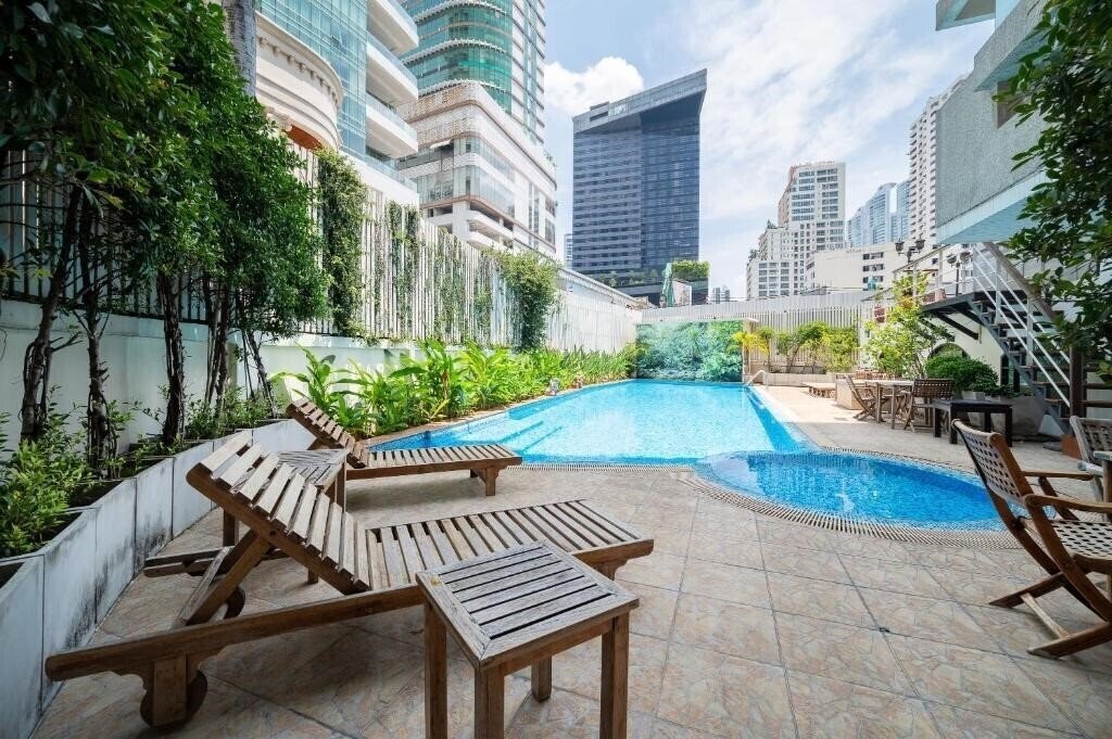 Фотографія Hotel Mermaid Bangkok 4*