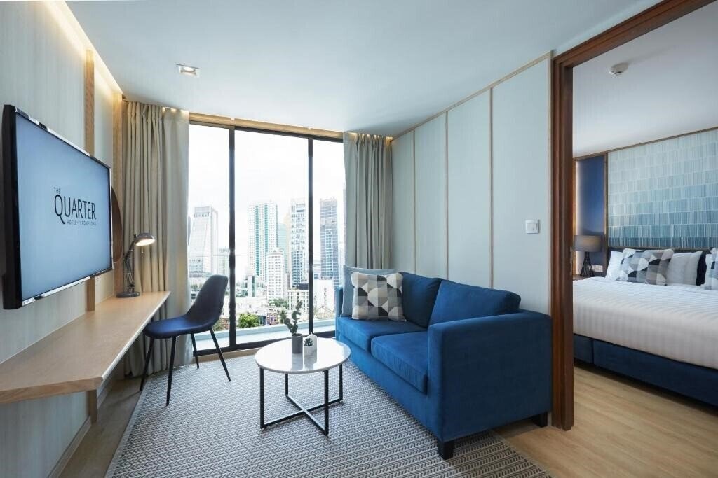 Фото The Quarter Phromphong 4*