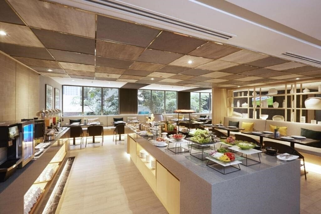 Фотография The Quarter Phromphong 4*