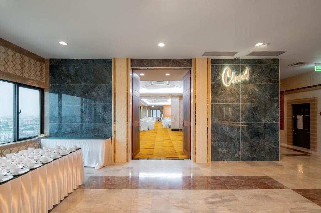 Фотографія Alexander Hotel 3*