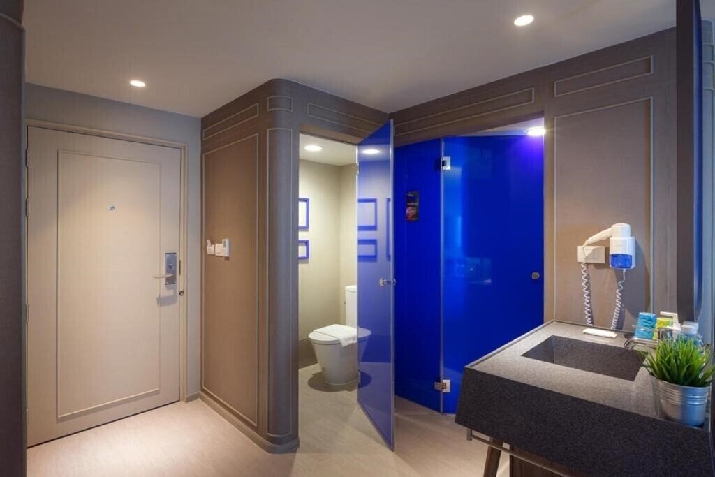 Фотографія Tinidee Trendy Bangkok Khaosan 4*