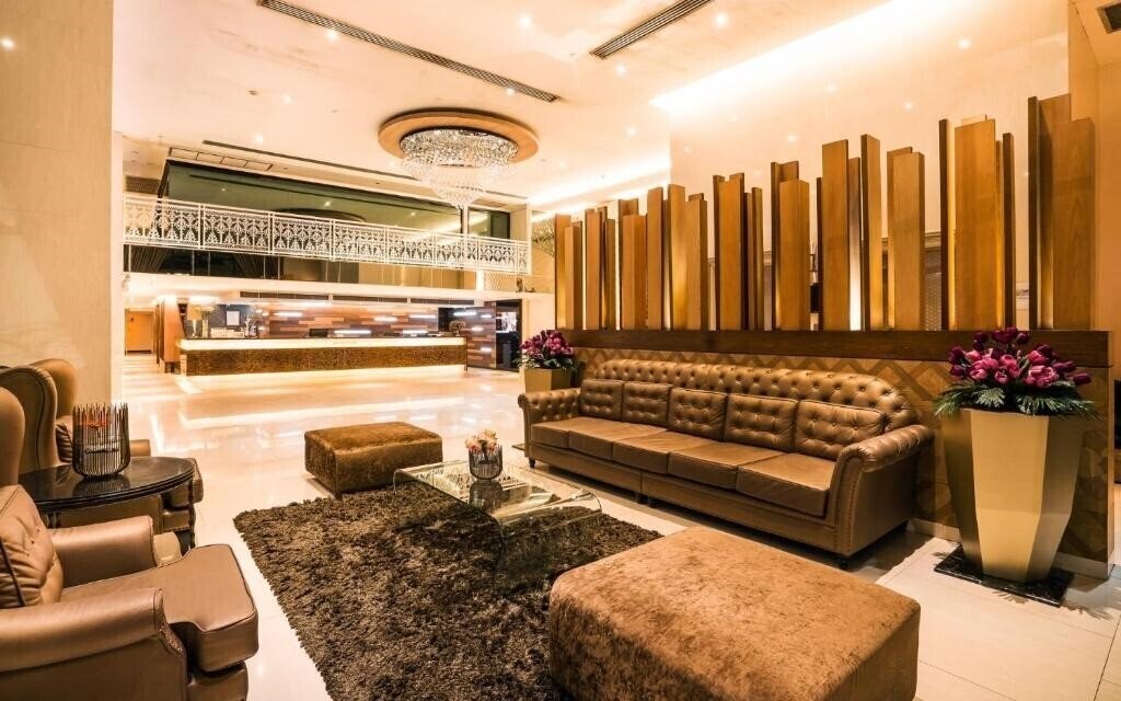 Отель Grand Lord Boutique 4*