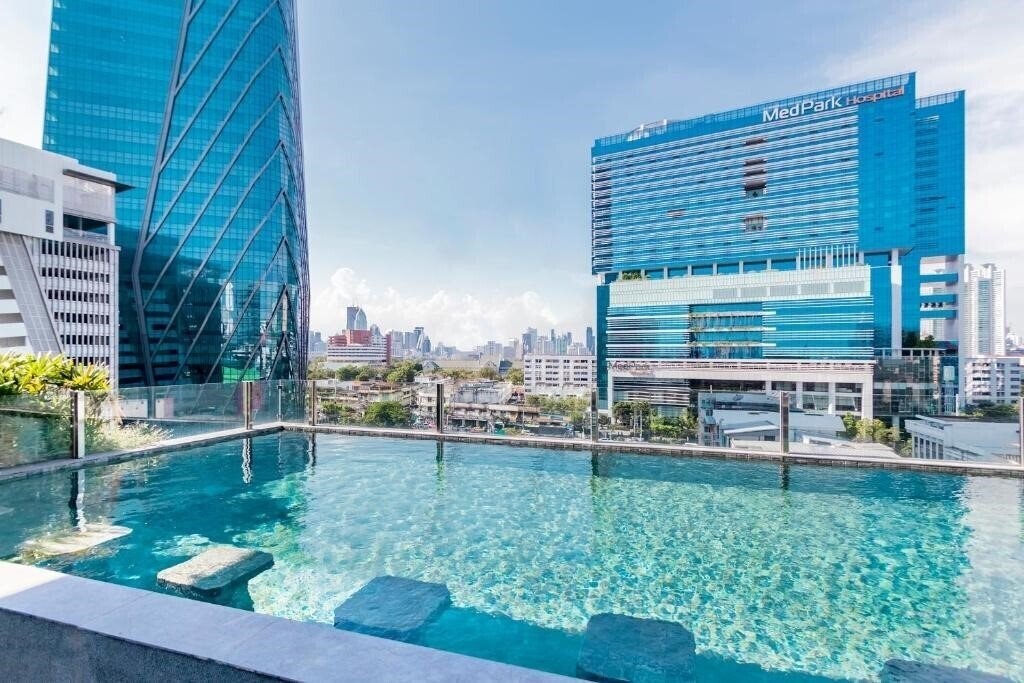Изображение Seekers Finders Rama Iv Hotel 3*