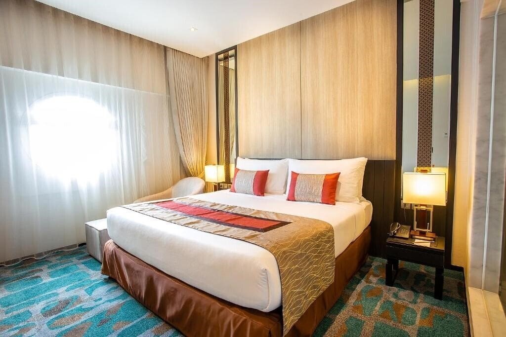 Отель Grace Hotel 3*