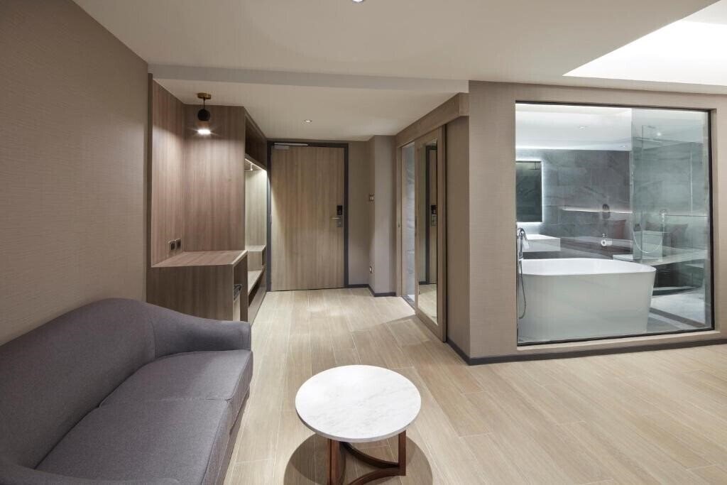 Зображення Grace At Five By Grace Hotel 4*