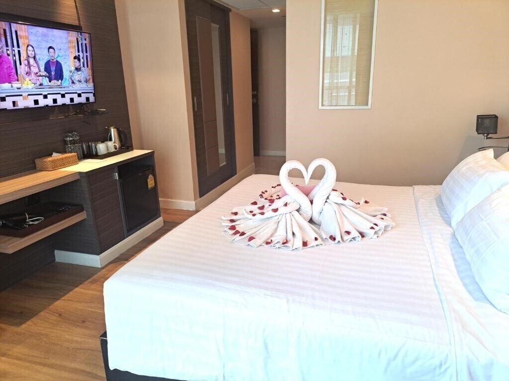 Фотографія Amora NeoLuxe Hotel 4*