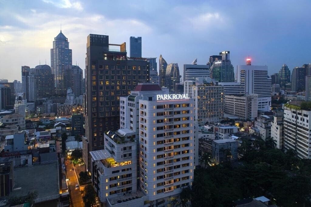 Готель Phachara Suites 4*