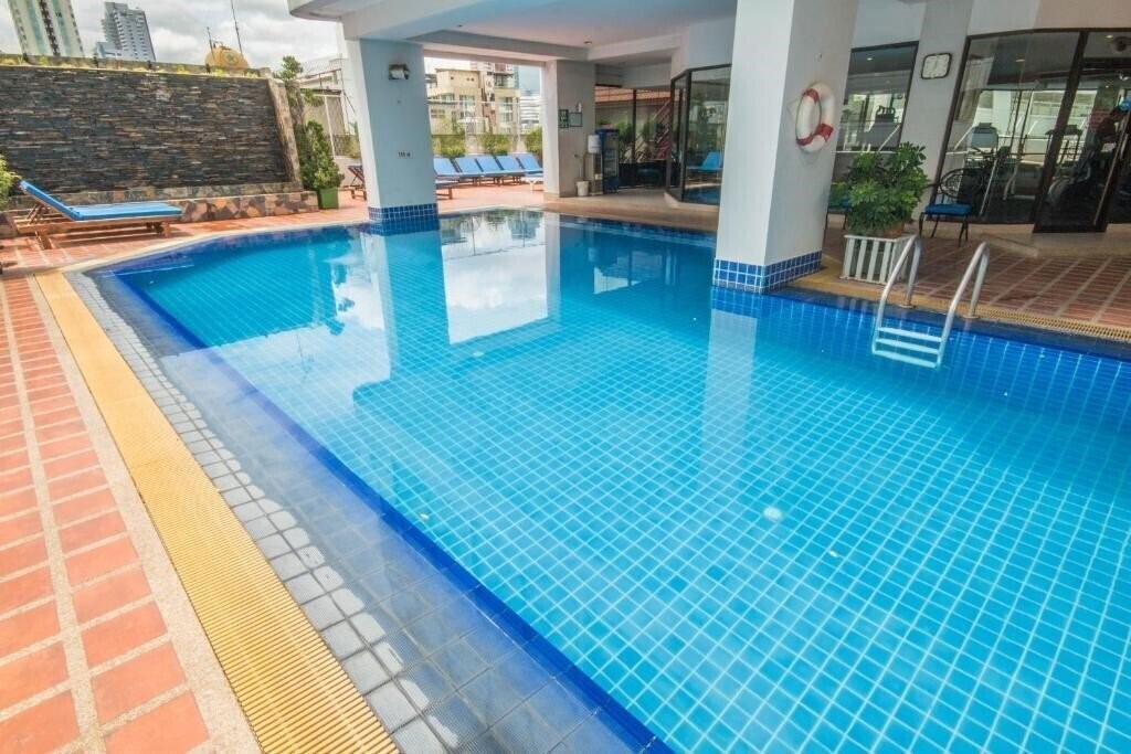 Фото Tai-Pan Bangkok 3*