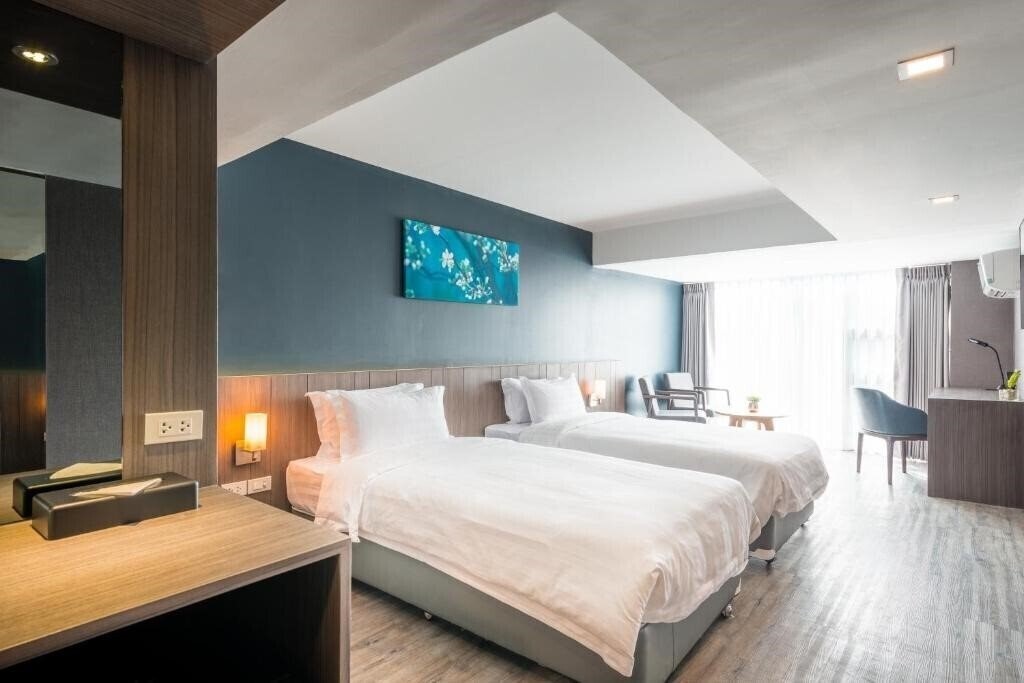 Отель Fyn Hotel 3*