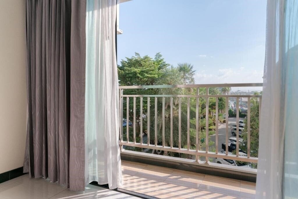 Зображення Golden Foyer Suvarnabhumi Airport Hotel 4*