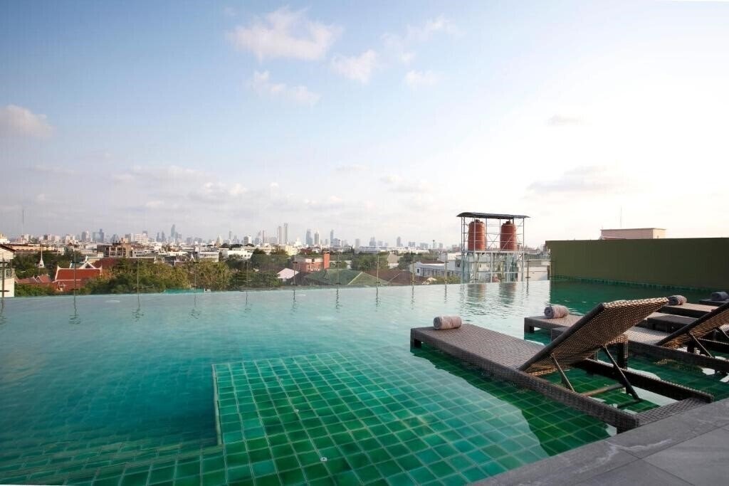 Фото Chillax Heritage Hotel 4*