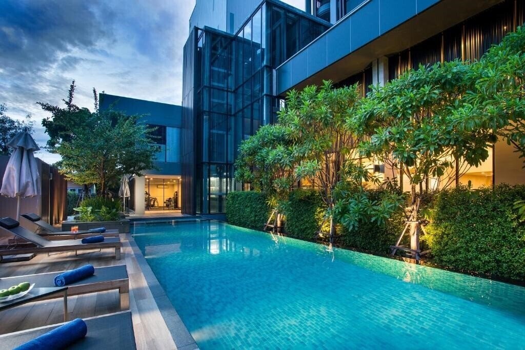 Отель Somerset Ekamai Bangkok 4*