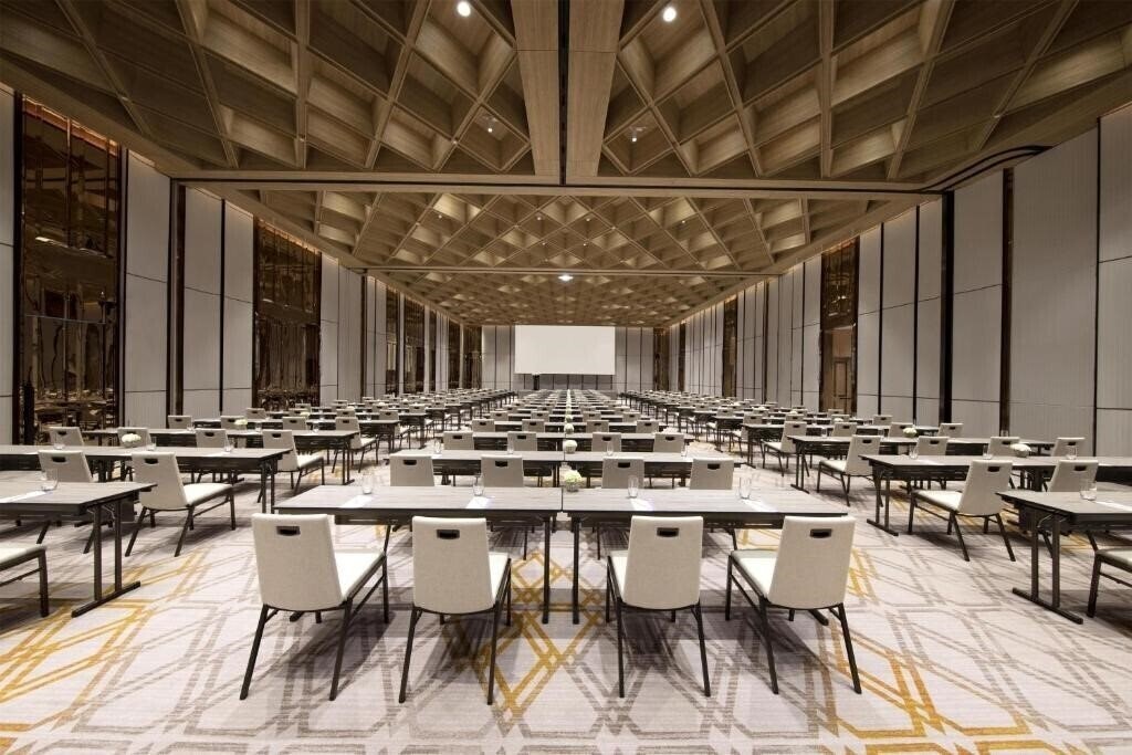 Зображення Hyatt Regency Bangkok Sukhumvit 5*