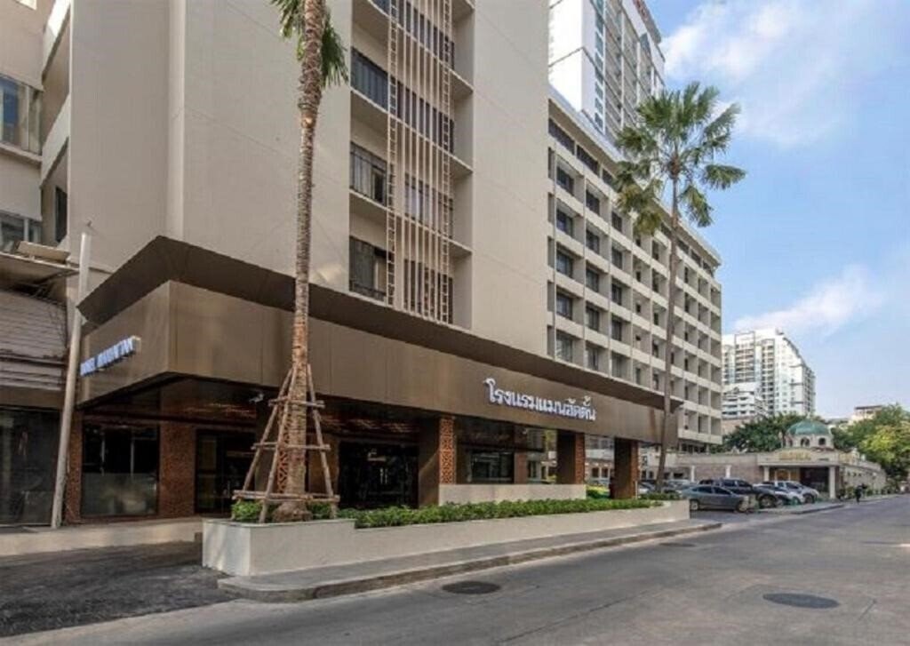 Отель Manhattan Sukhumvit Bangkok (The) 3*