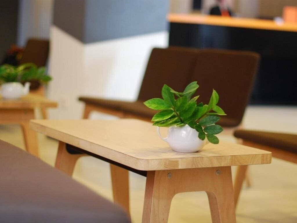 Фотография H2 Hotel 3*