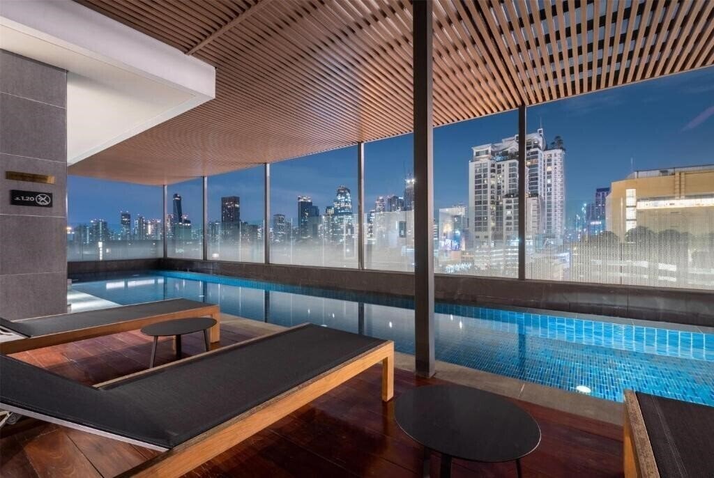 Отель Wyndham Garden Bangkok Sukhumvit 42 4*
