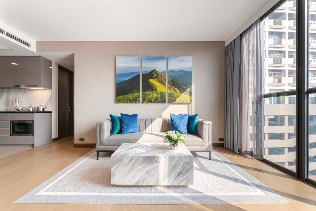 Фото Wyndham Queen Convention Centre 4*