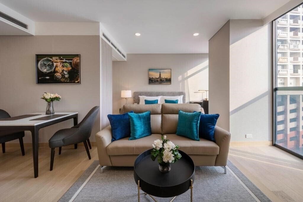 Фотография Wyndham Queen Convention Centre 4*