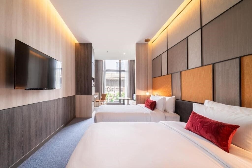 Готель Ramada Plaza By Wyndham Sukhumvit 48 4*