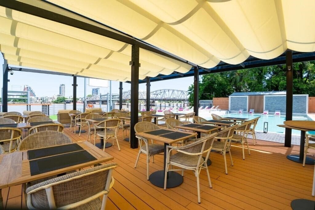 Картинка TARA Bangkok Riverside 5*