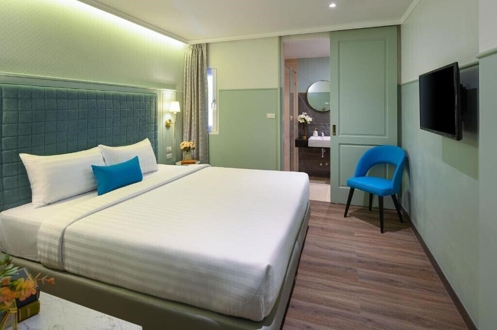 Готель The Mulberry Khaosan Road 3*