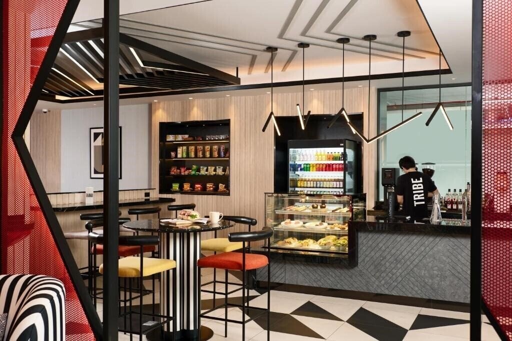 Изображение Tribe Living Bangkok Sukhumvit 39 4*