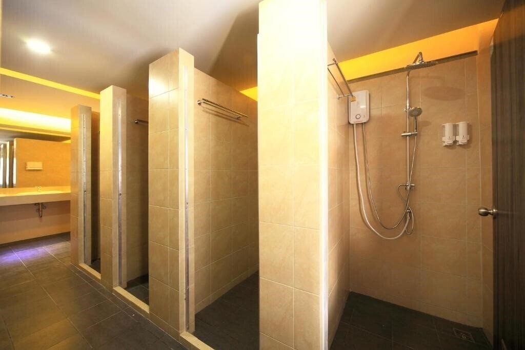 Фотографія Tuk Tuk Hostel by Zuzu 2*