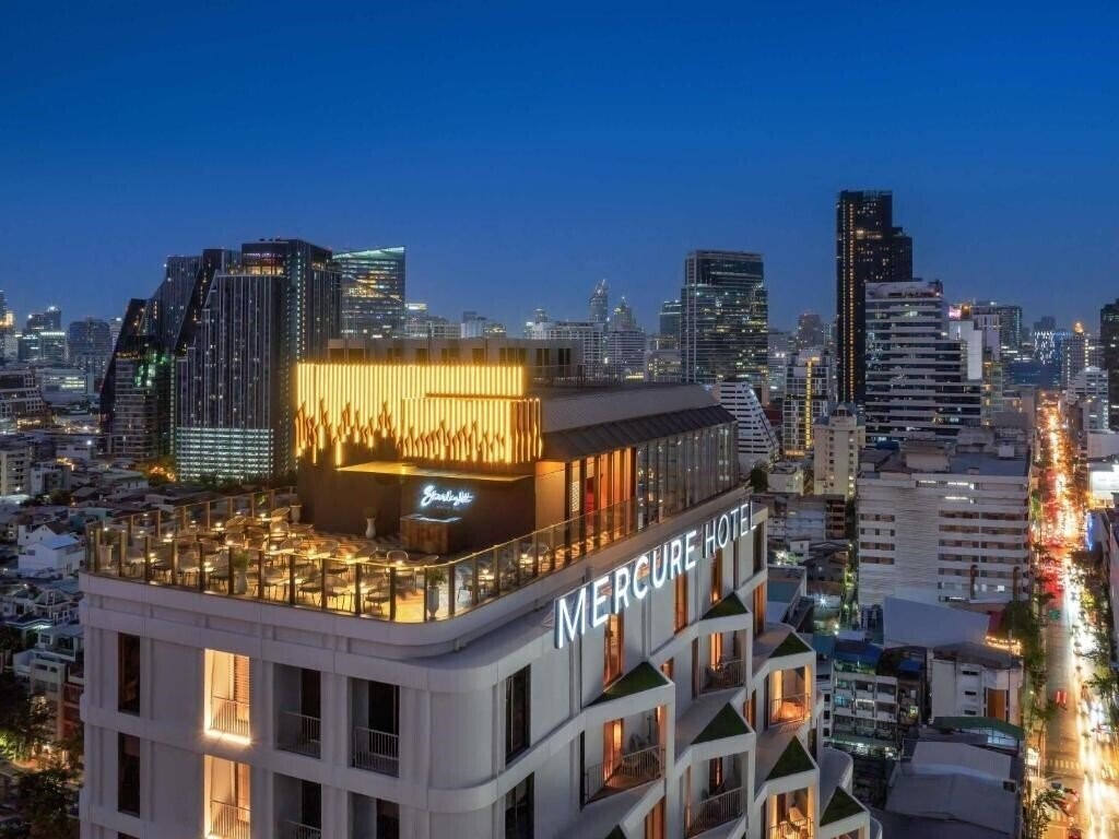 Фото Mercure Bangkok Surawong 4*