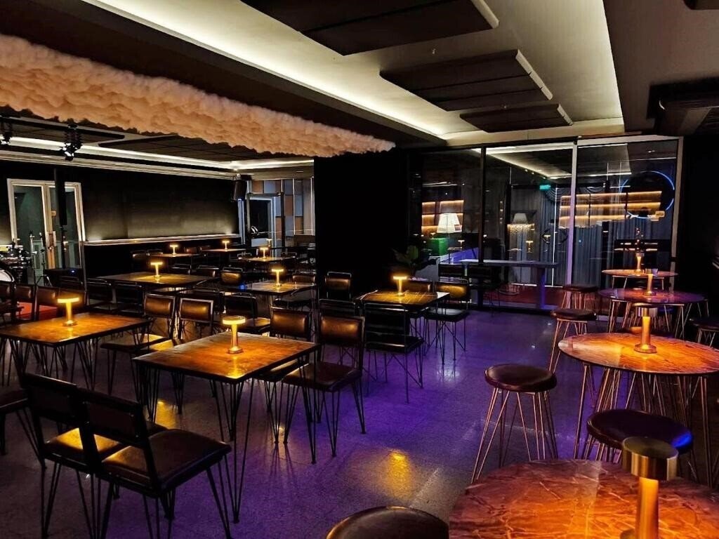 Фотографія Bay Hotel Srinakarin 3*