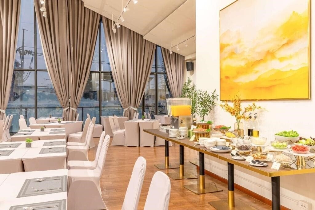 Зображення Surestay by Best Western Iconic Ari-Jatujak 4*