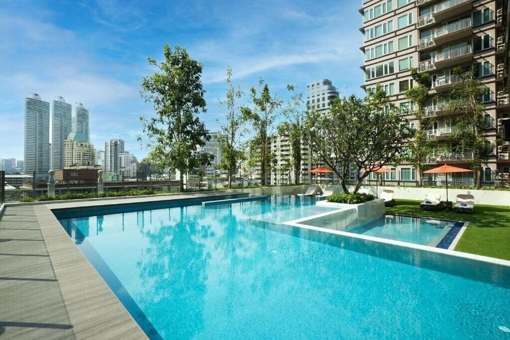 Готель SILQ Hotel & Residence 5*