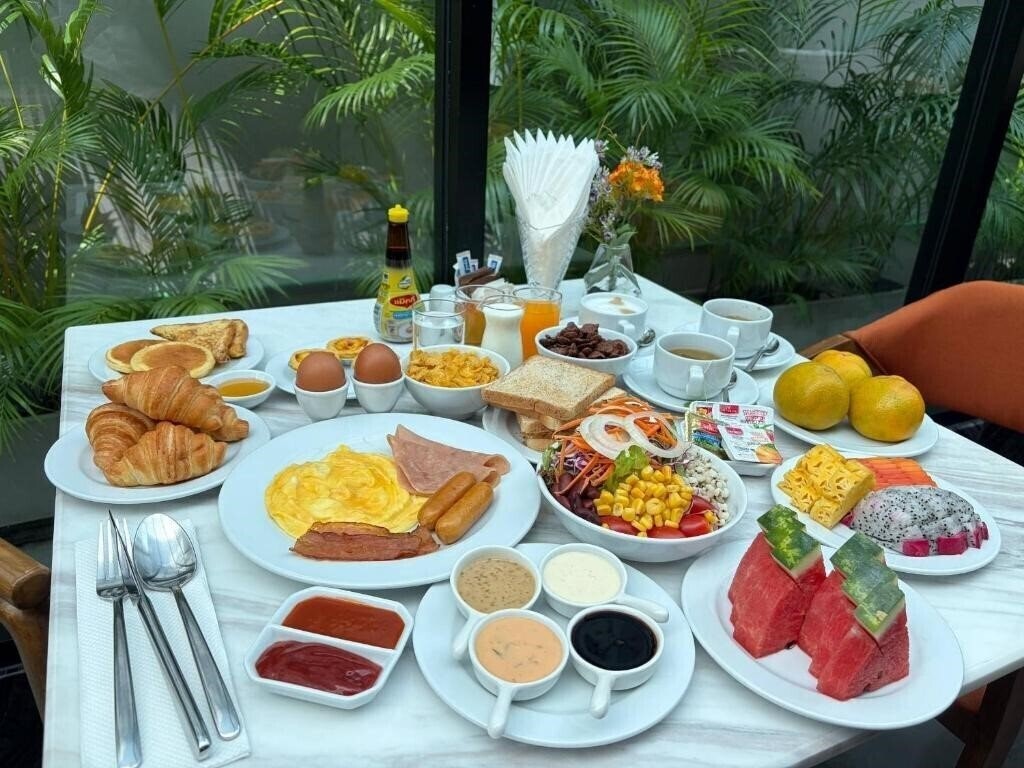Изображение Best Western Click Sathorn 11 Bangkok 4*
