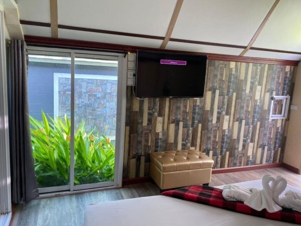 Фото Kurina Hotel 2*