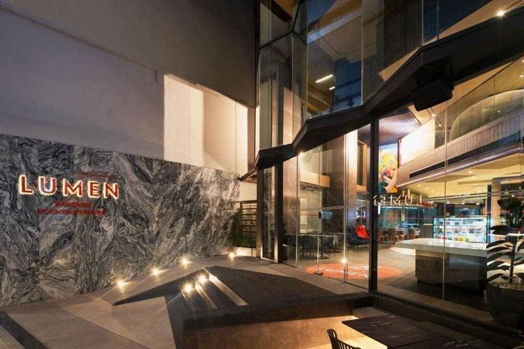 Отель Lumen Bangkok Udomsuk Station 4*