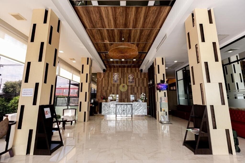 Картинка Grand Ratchapruek Hotel 3*