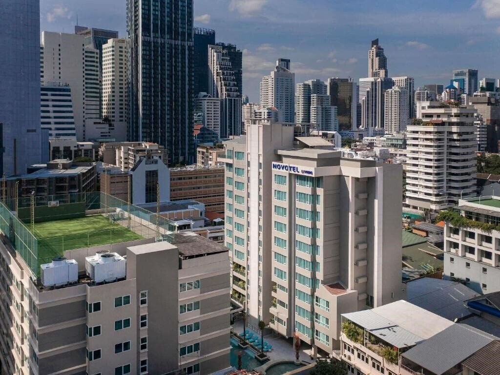 Готель Novotel Living Bangkok Sukhumvit Legacy 4*