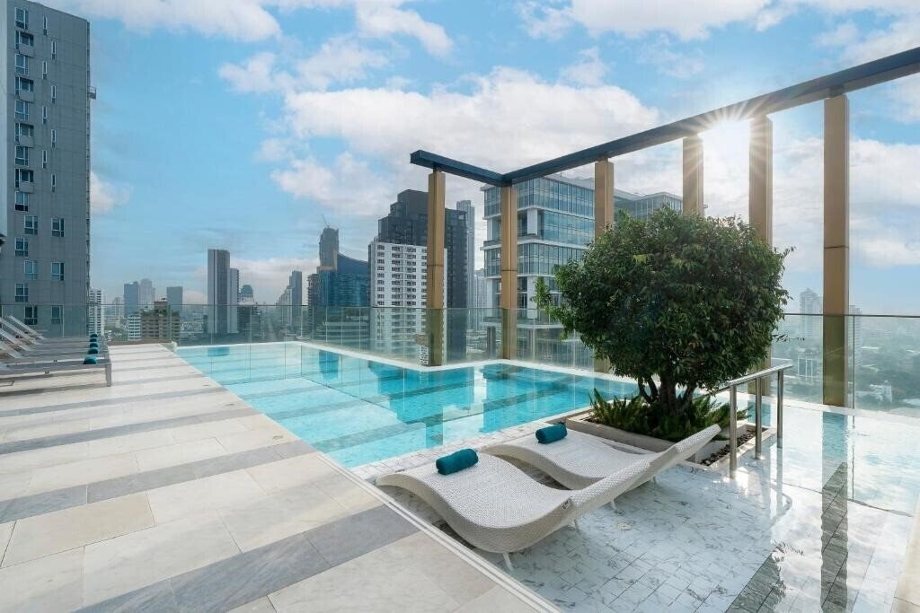Готель Staybridge Suites Bangkok Thonglor 3*