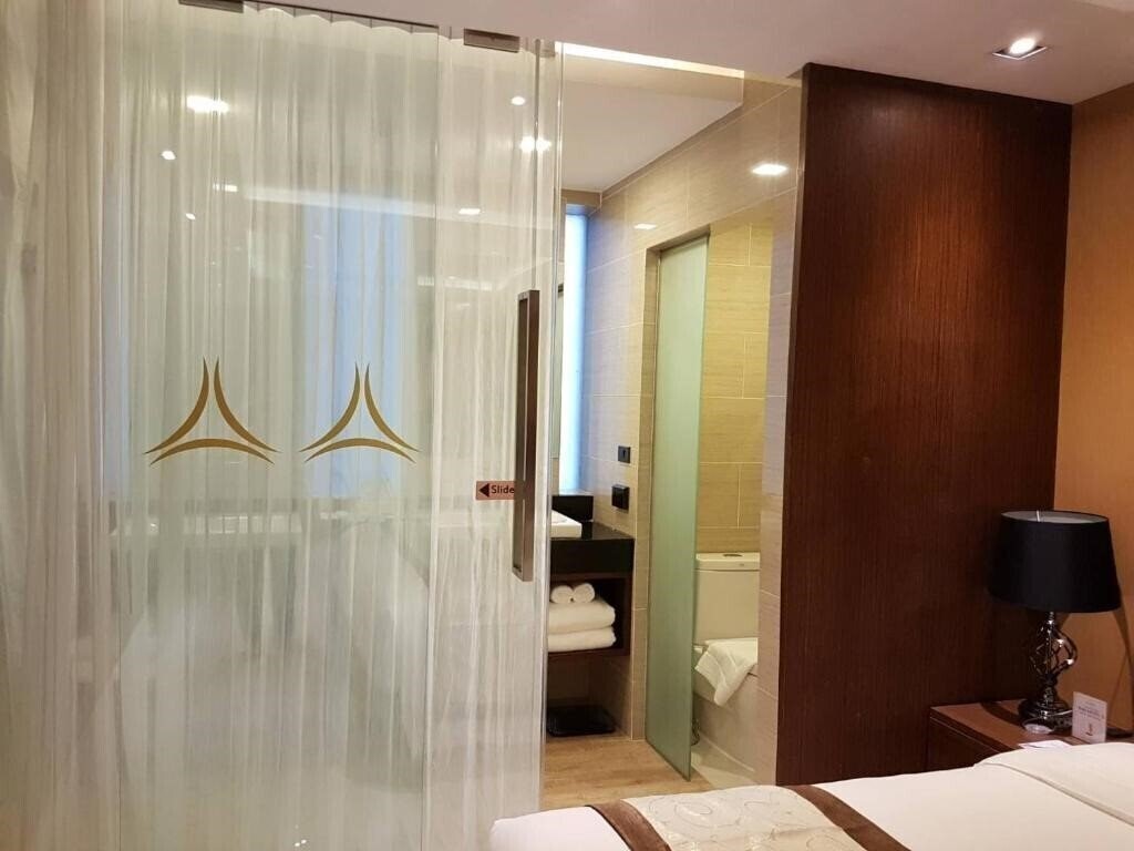 Фотография Syama Suite Sukhumvit 20 4*
