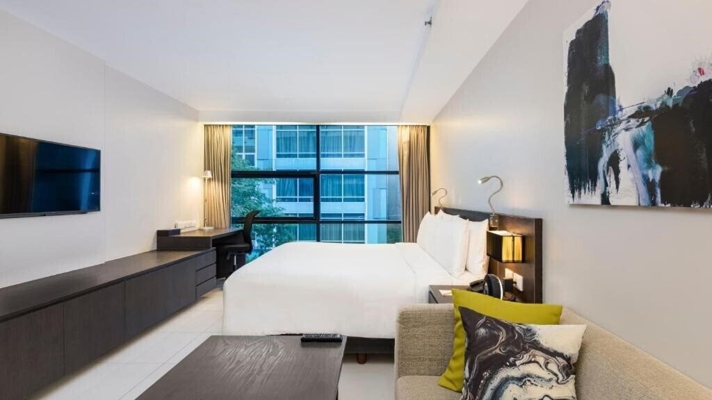 Фото Maitria Hotel Sukhumvit 18 Bangkok A Chatrium Collection 4*