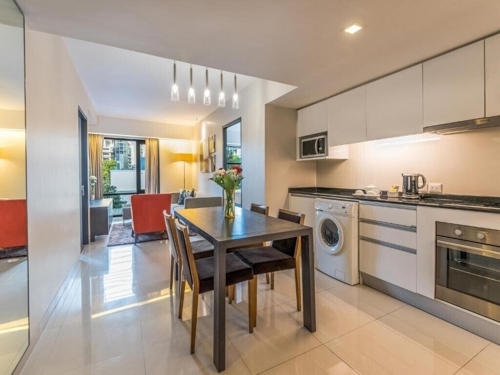 Фотографія Maitria Hotel Sukhumvit 18 Bangkok A Chatrium Collection 4*