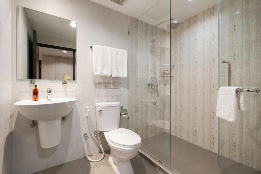 Фотографія Aspira Residence Ruamrudee 4*